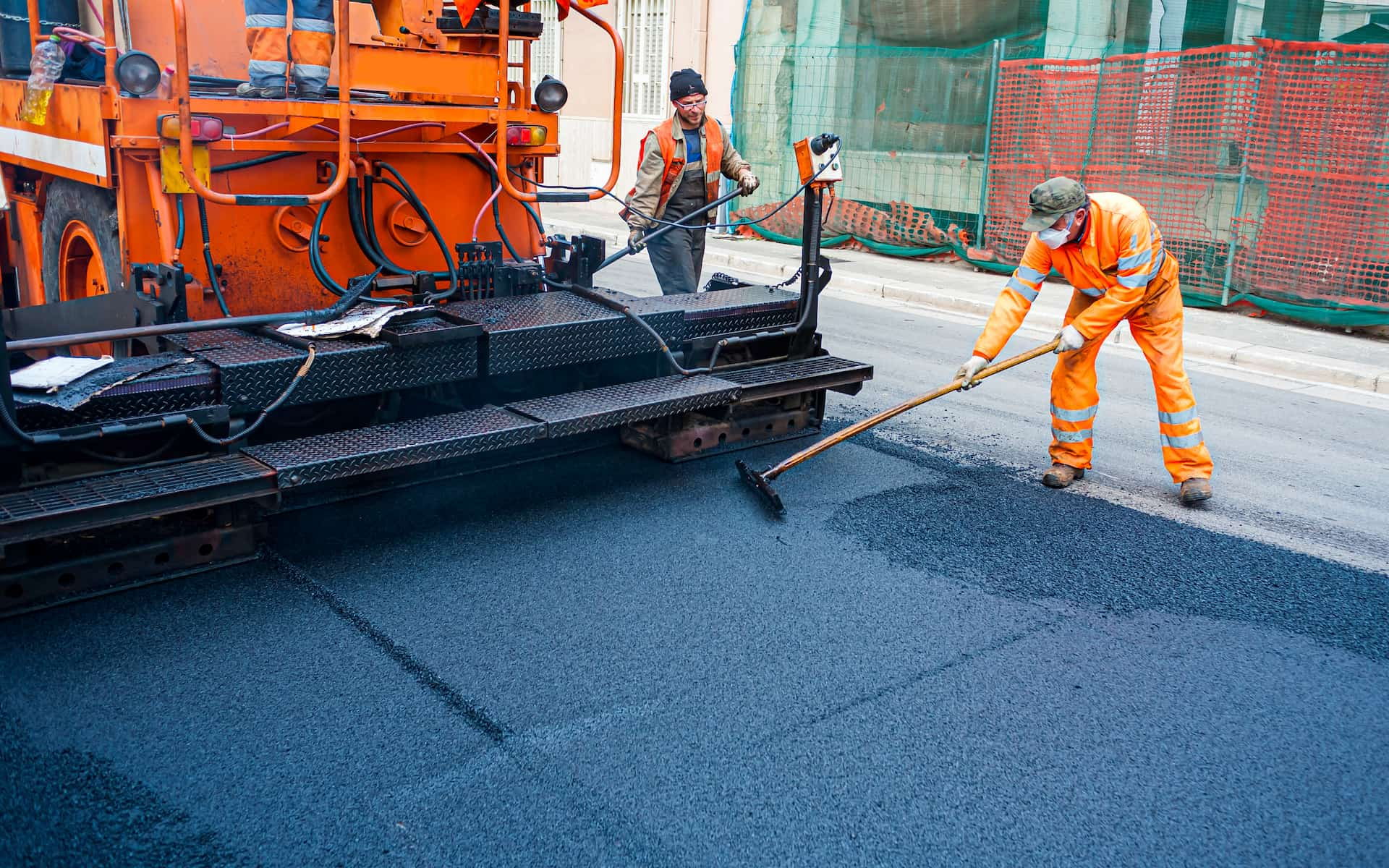 Asphalt resurfacing contractors London