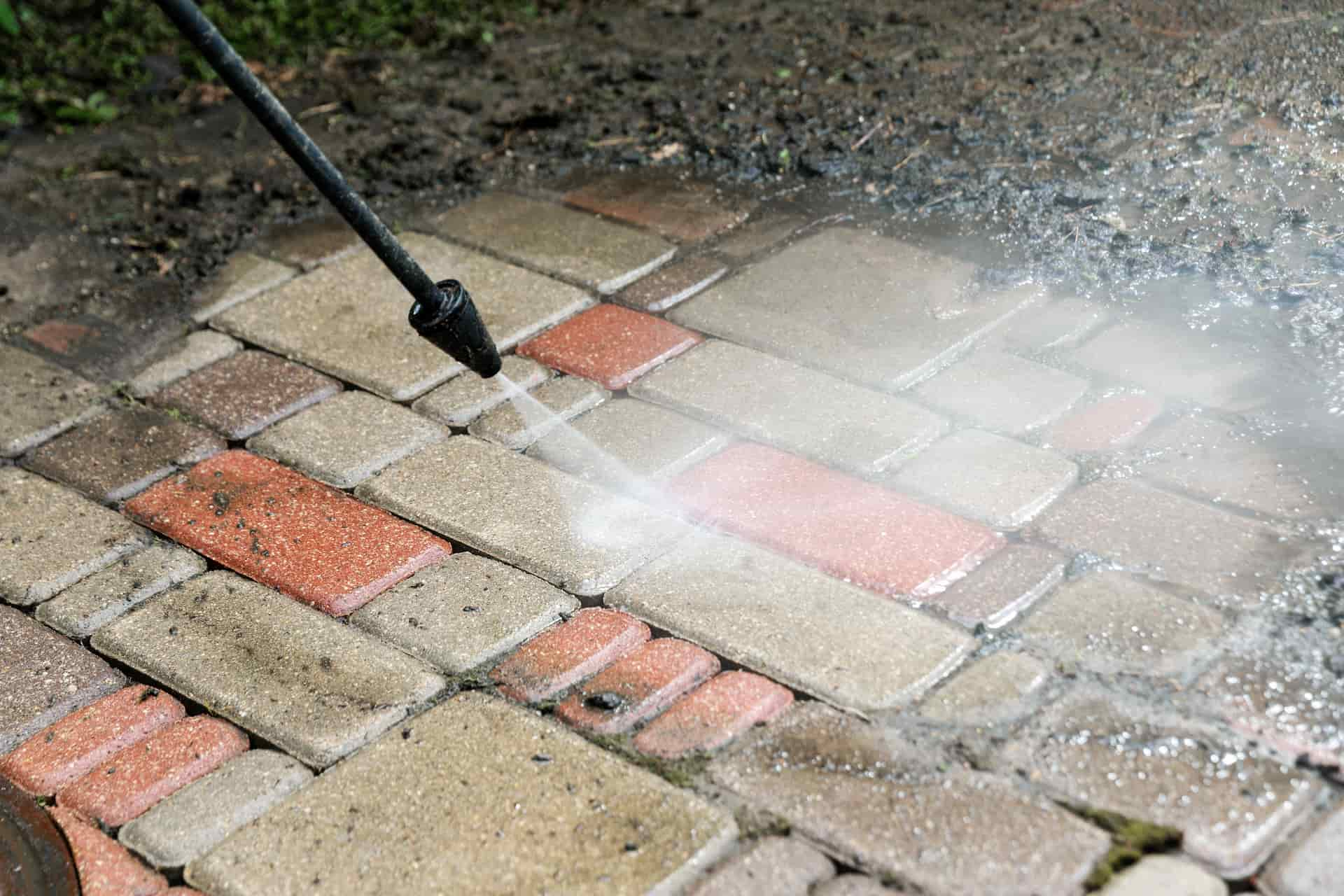 Local Patio Cleaning companies near London