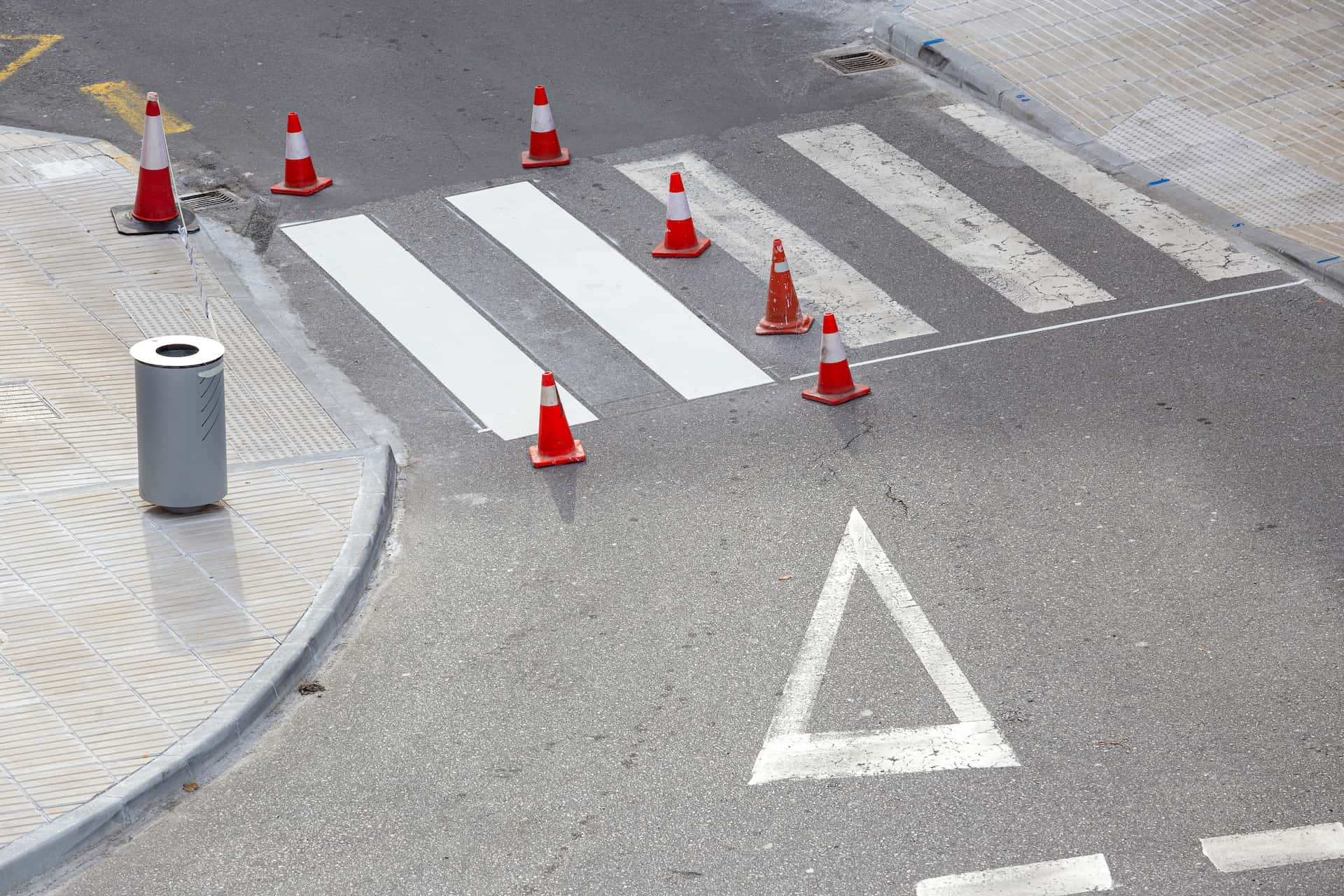 Road line marking Fakesville