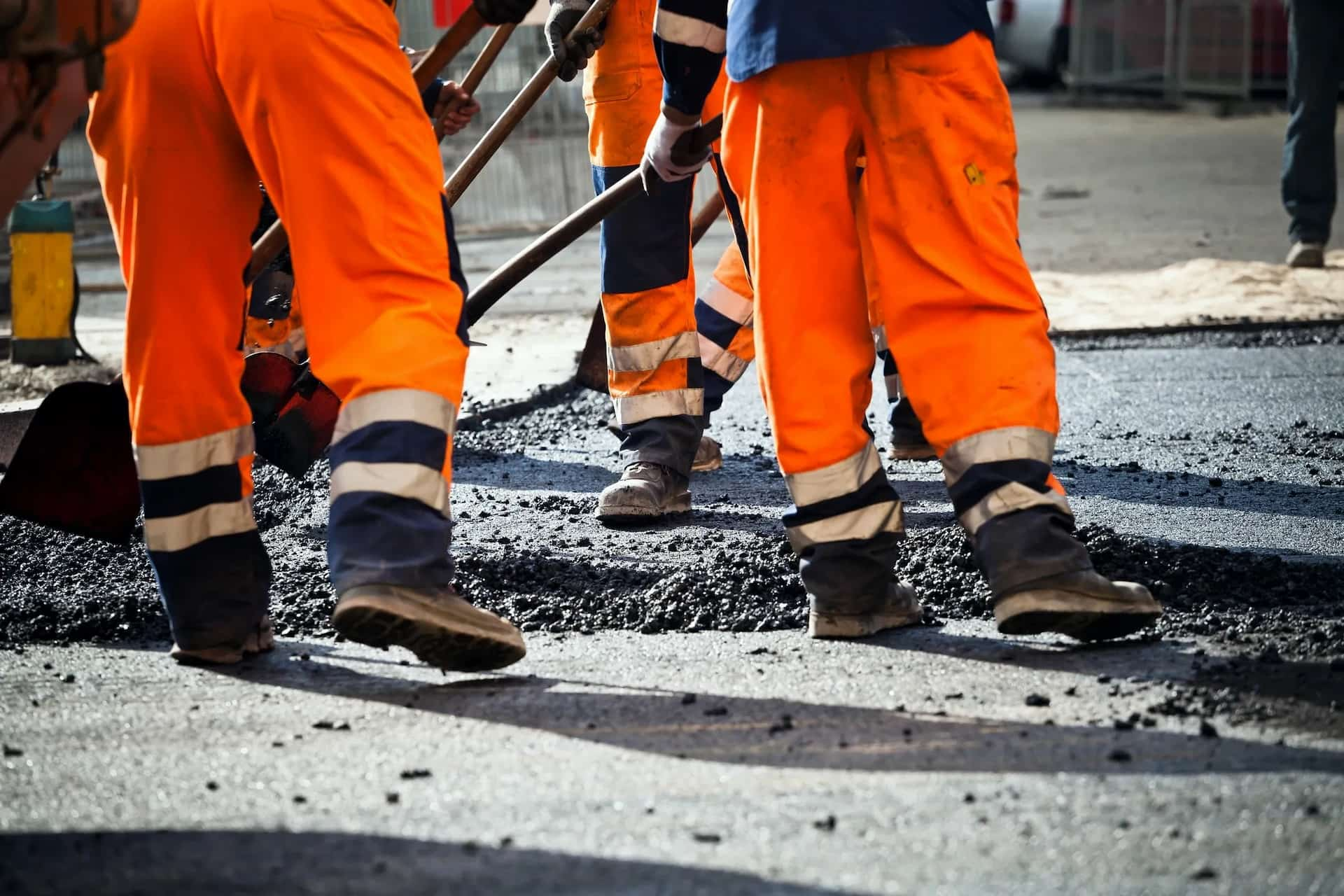 Tarmacadam surfacing London