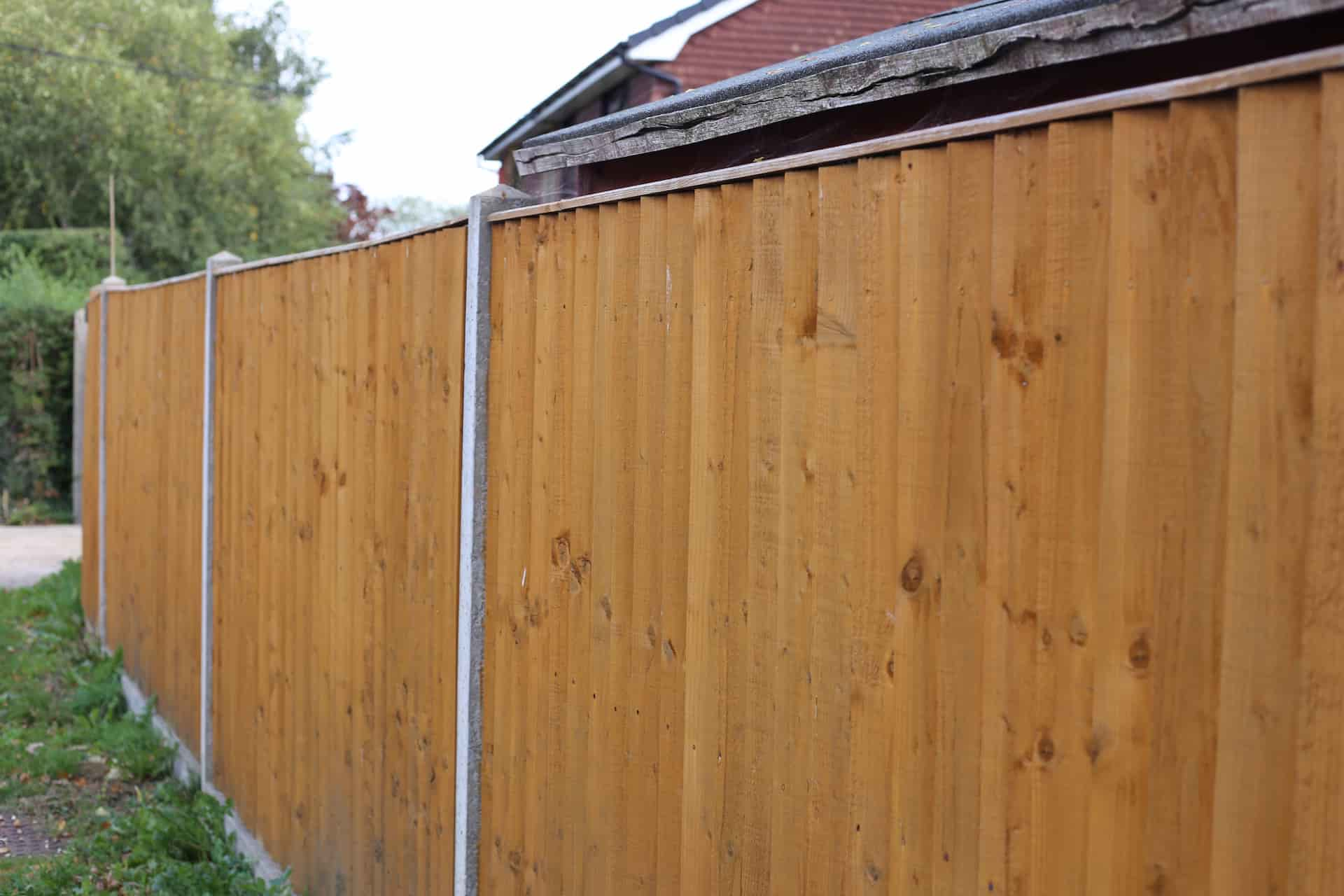 Fencing installation company London